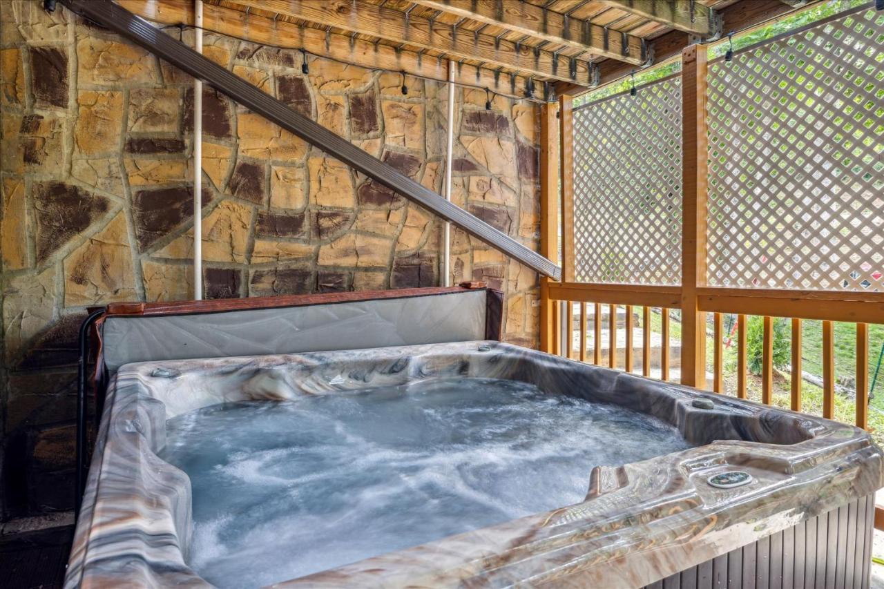 Smokey Max Chalet Sevierville Esterno foto
